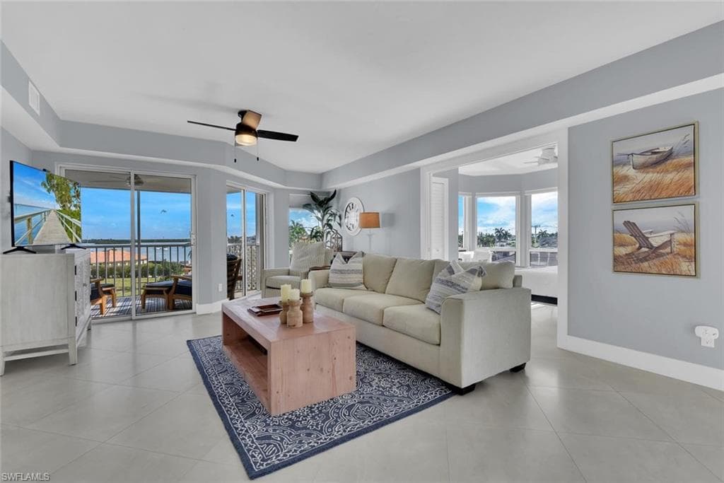 991 Barfield DR 401 MARCO ISLAND, FL 34145