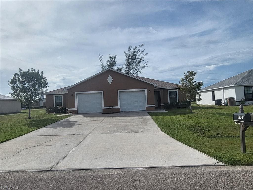 1916 SW 15th PL CAPE CORAL, FL 33991