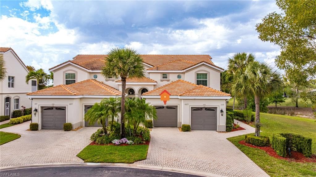 6871 Sterling Greens DR 202 NAPLES, FL 34104