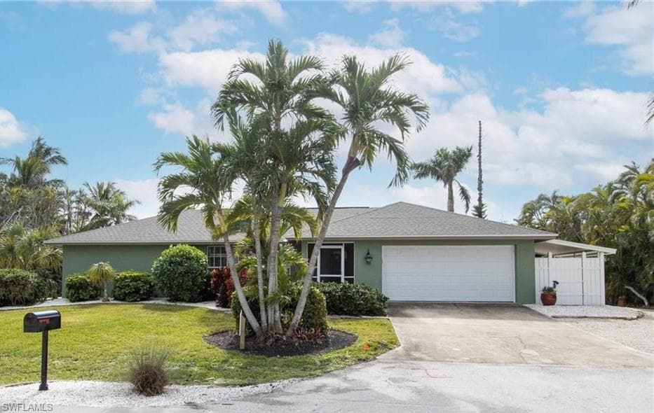 1380 Albatross RD SANIBEL, FL 33957