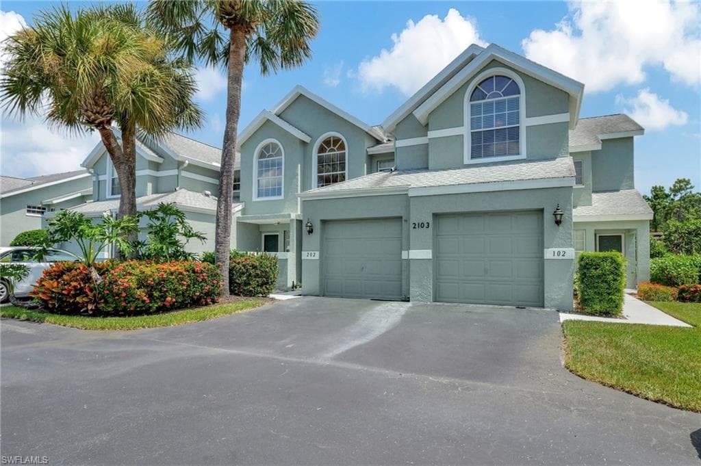 2103 Tama CIR 202 NAPLES, FL 34112
