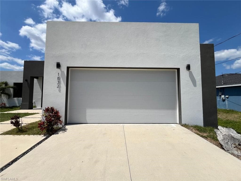 1832 NW 22nd PL CAPE CORAL, FL 33993