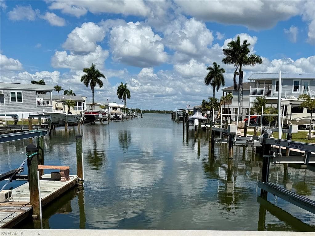 19 Spanish Main FORT MYERS BEACH, FL 33931