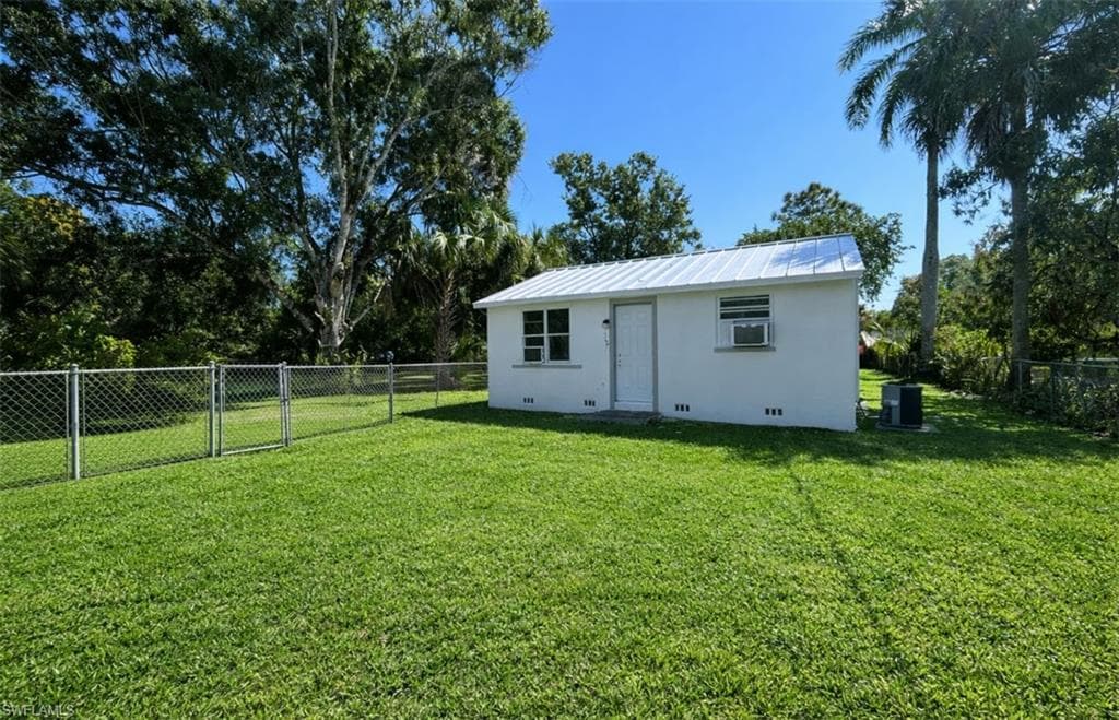 569 Nuna AVE FORT MYERS, FL 33905