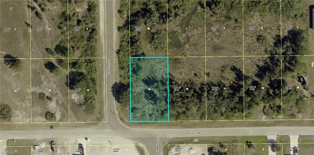 2518 41st ST SW LEHIGH ACRES, FL 33976