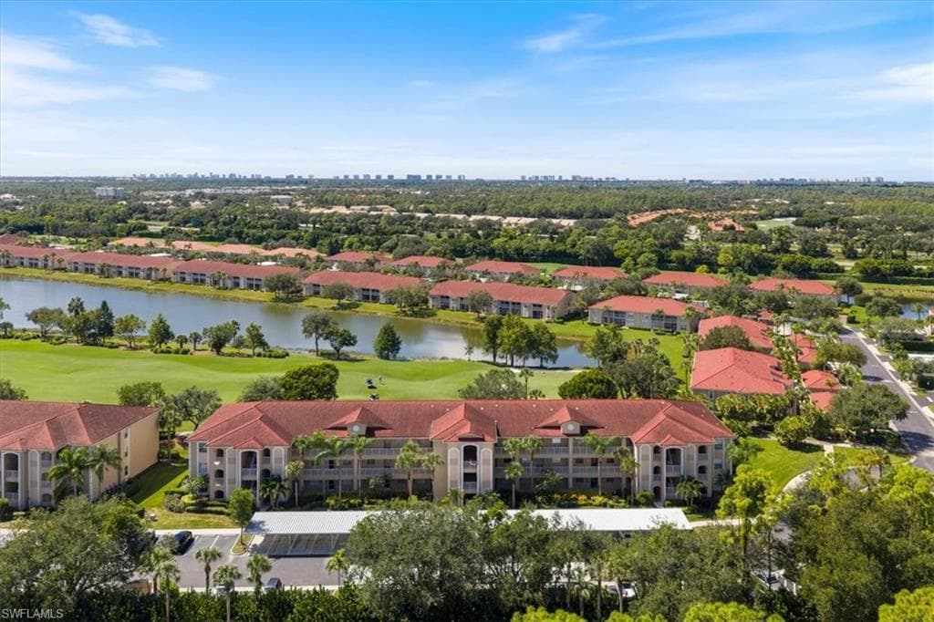 2690 Cypress Trace CIR 3225 NAPLES, FL 34119
