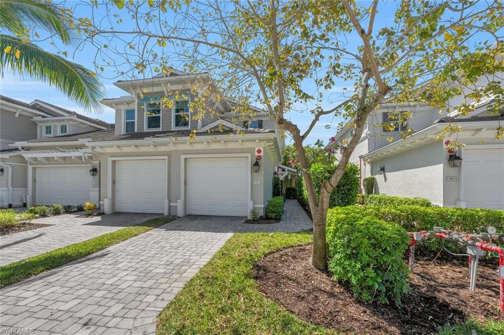 6953 Avalon CIR 1804 NAPLES, FL 34112