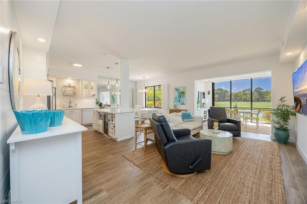 312 Bears Paw TRL NAPLES, FL 34105