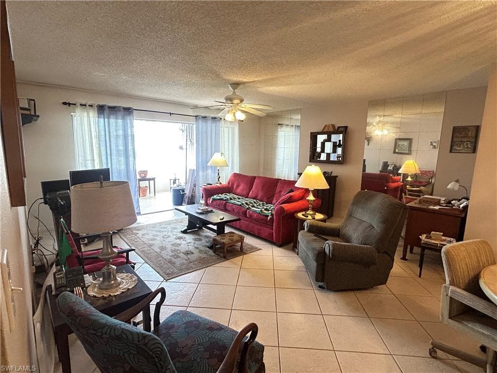 1830 Brantley RD J3 FORT MYERS, FL 33907