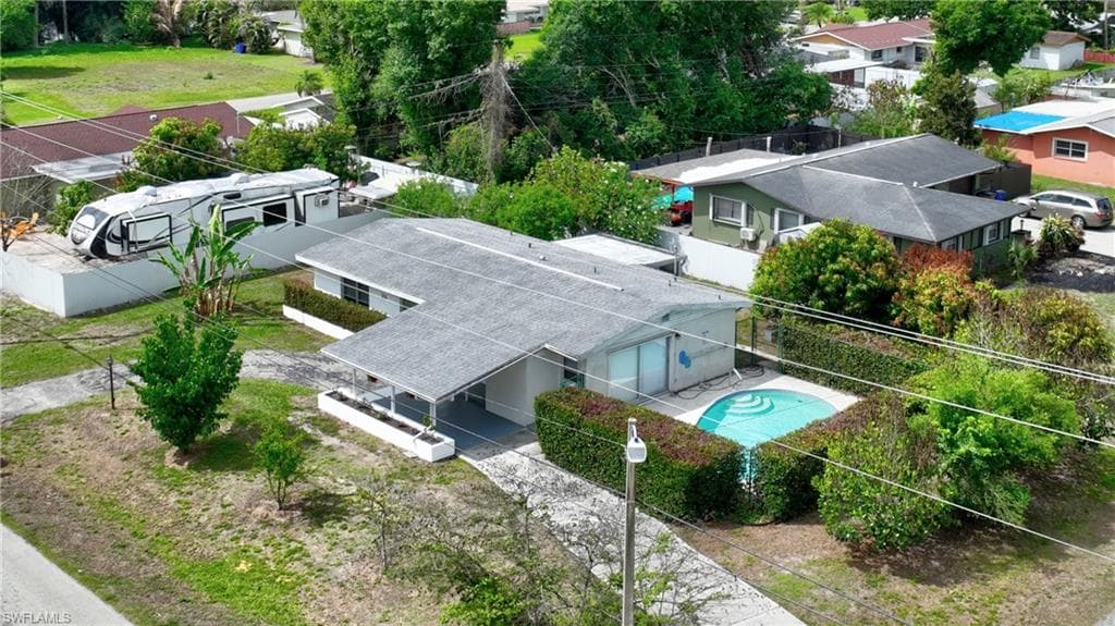 25 Maple AVE N LEHIGH ACRES, FL 33936