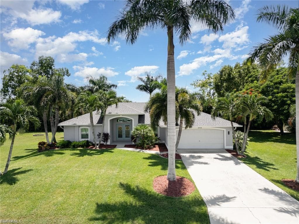 844 SW 17th TER CAPE CORAL, FL 33991