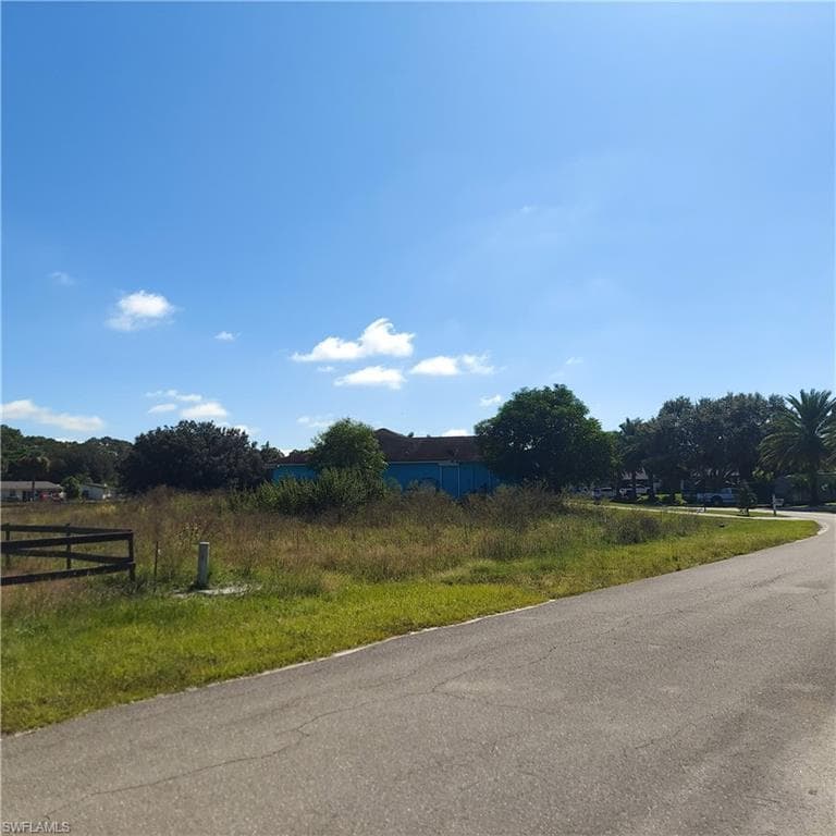 2189 Lincoln Park AVE ALVA, FL 33920