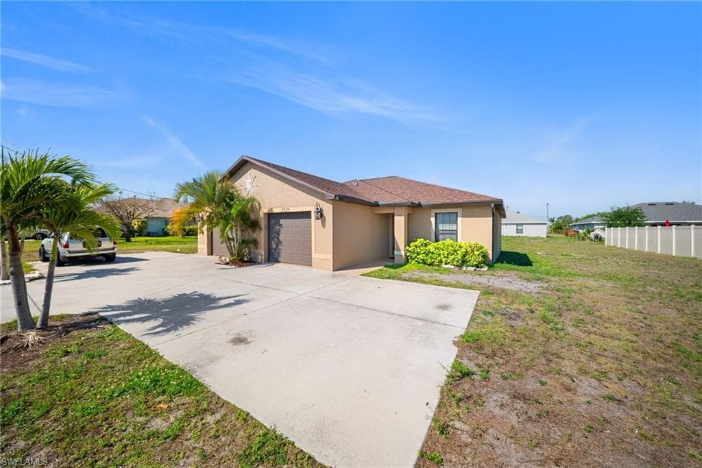 2820 SW 7th PL CAPE CORAL, FL 33914
