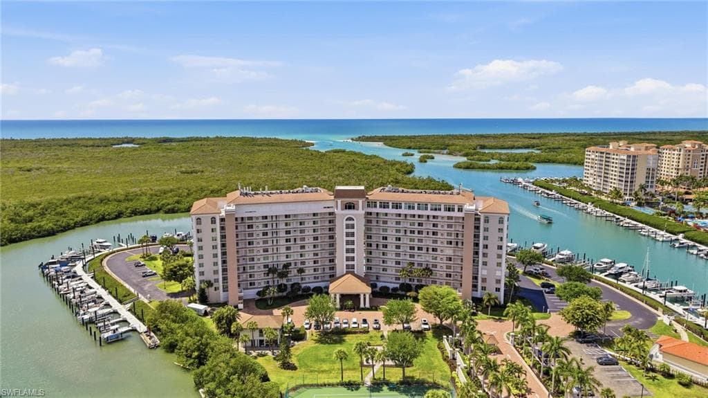 13105 Vanderbilt DR 407 NAPLES, FL 34110