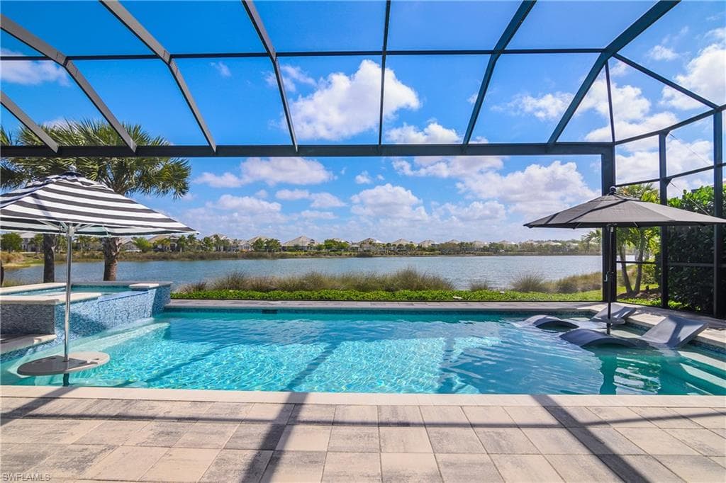6137 Megans Bay DR NAPLES, FL 34113