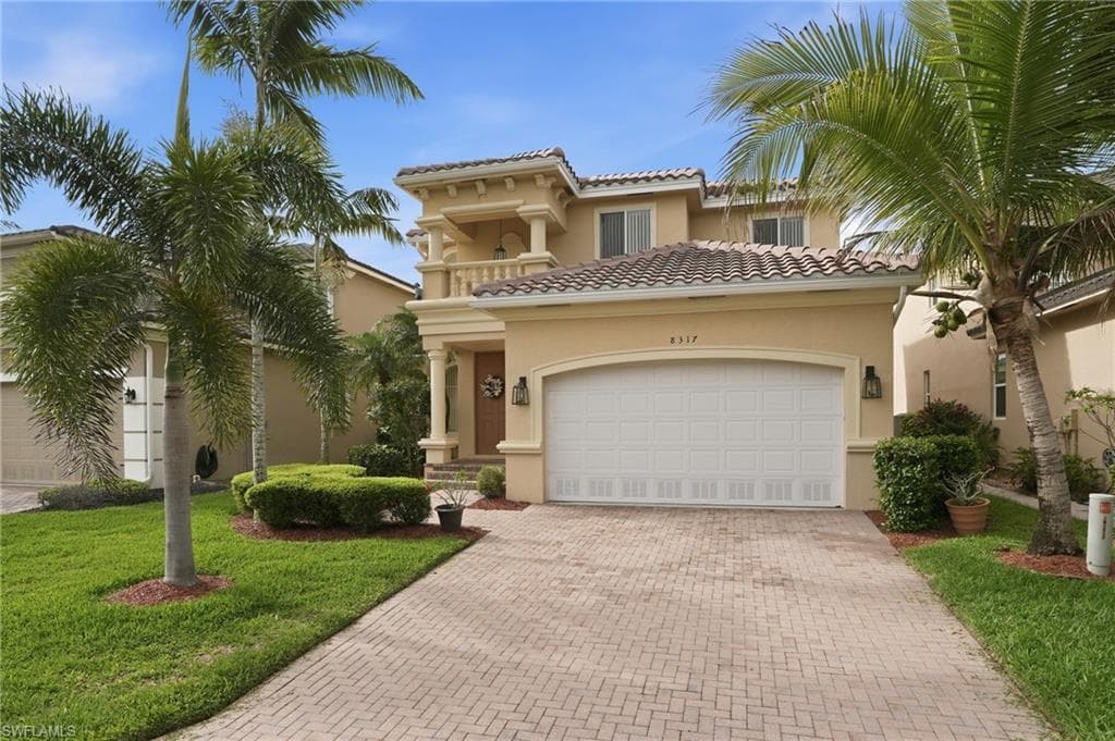 8317 Sumner AVE FORT MYERS, FL 33908