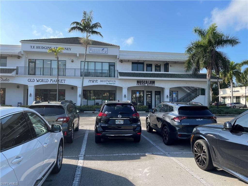 2800 Davis BLVD 101 NAPLES, FL 34104