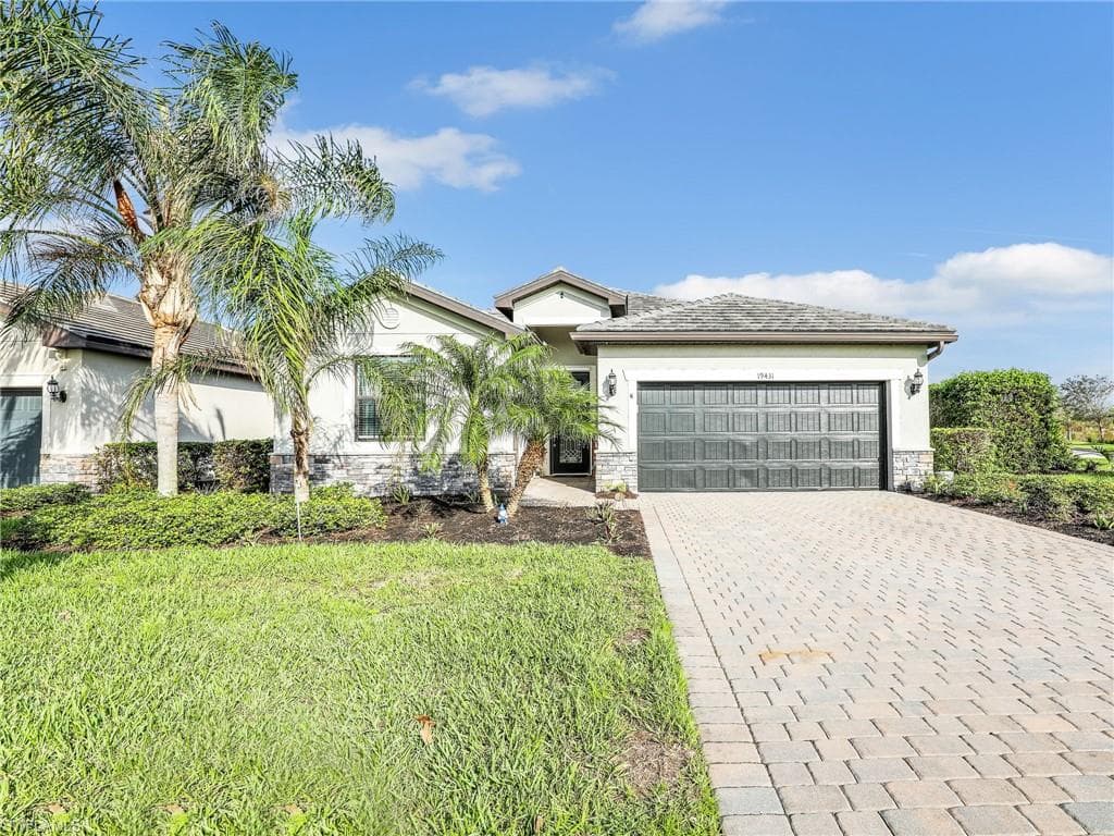 19431 Elston WAY ESTERO, FL 33928