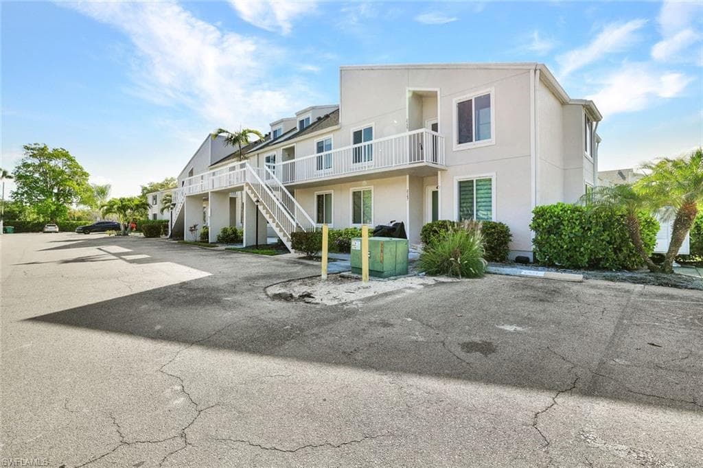 2153 San Marco RD 2-203 MARCO ISLAND, FL 34145