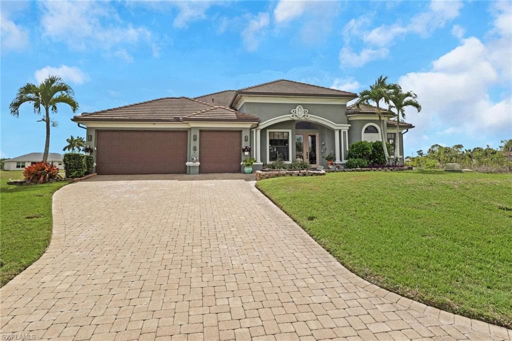2102 NE 22nd AVE CAPE CORAL, FL 33909