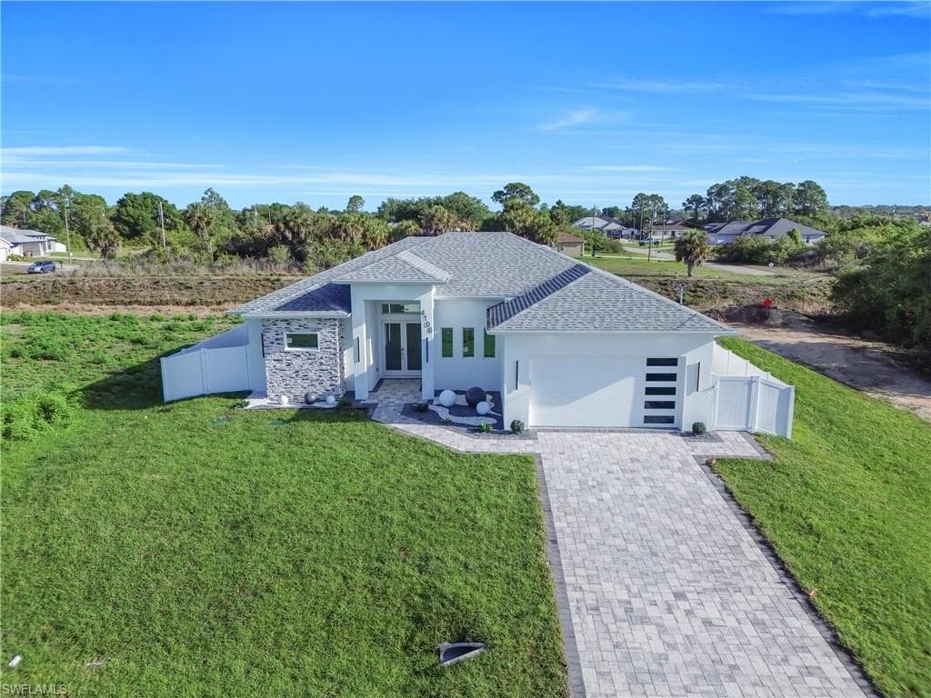4100 15th ST SW LEHIGH ACRES, FL 33976