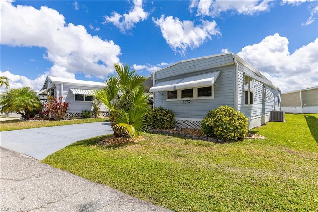 20631 Port DR ESTERO, FL 33928
