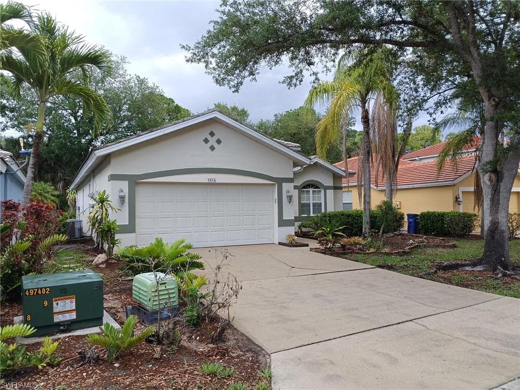 9894 Colonial WALK N ESTERO, FL 33928