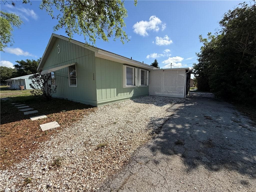 2228 Virginia AVE FORT MYERS, FL 33905