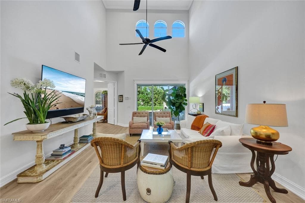 4819 Boulevard CT 103 NAPLES, FL 34103
