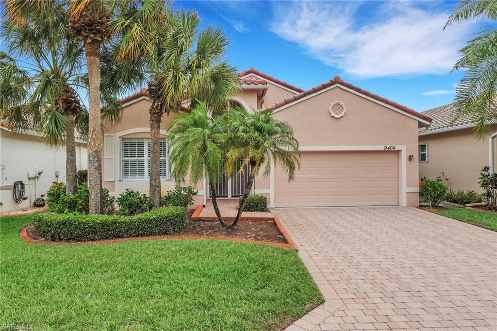 9404 Springview LOOP ESTERO, FL 33928