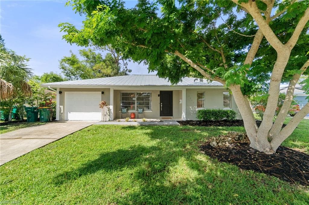 3543 Corana WAY NAPLES, FL 34105