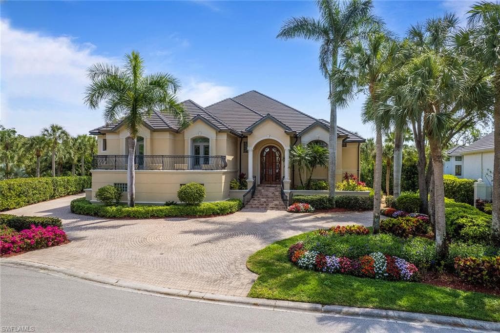 27241 Lakeway CT BONITA SPRINGS, FL 34134