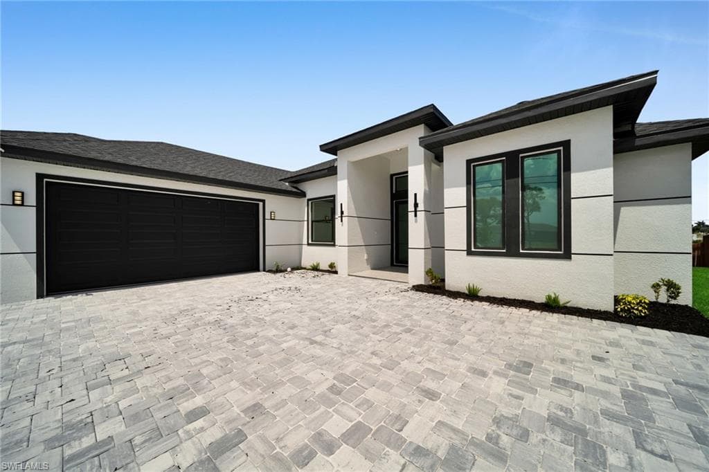 613 Gleason PKWY CAPE CORAL, FL 33914
