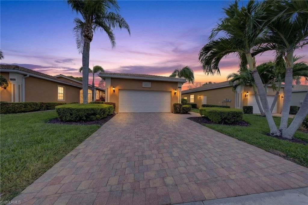 15257 Cortona WAY NAPLES, FL 34120