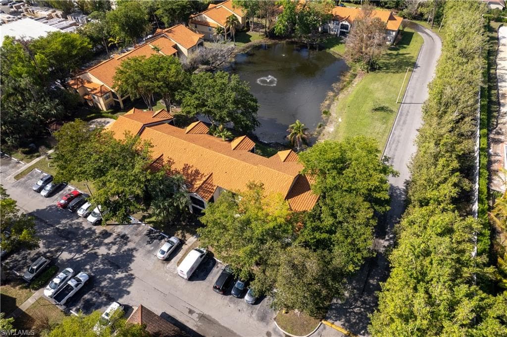 2094 Arbour Walk CIR 3018 NAPLES, FL 34109