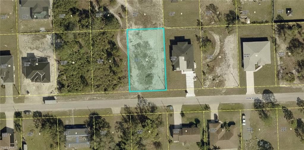 3810 10th ST SW LEHIGH ACRES, FL 33976