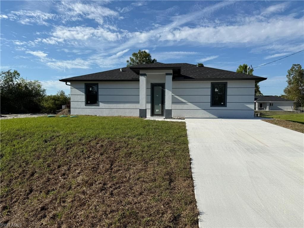3512 19th ST SW LEHIGH ACRES, FL 33976