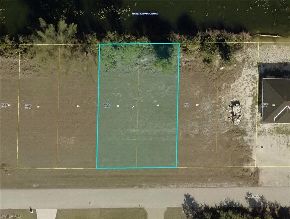 327 31st ST CAPE CORAL, FL 33909