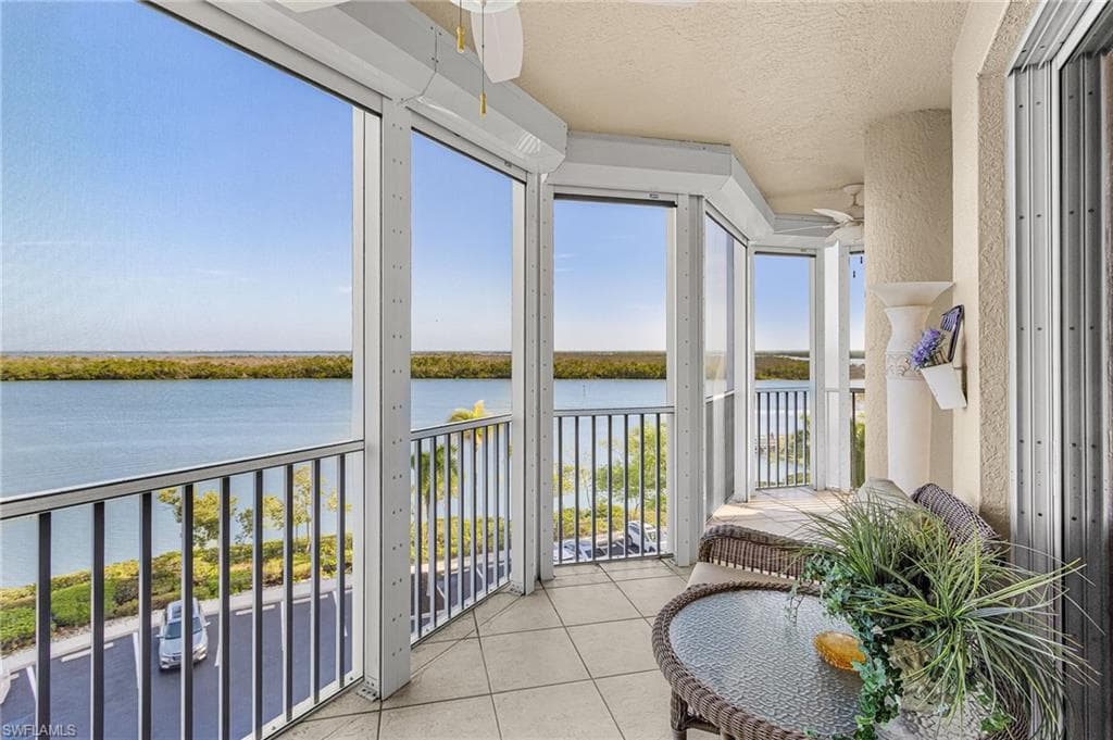 4141 Bay Beach LN 456 FORT MYERS BEACH, FL 33931