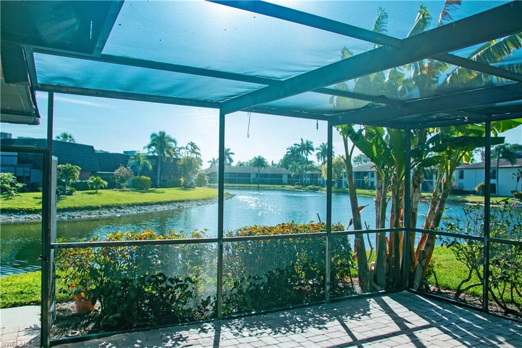148 Lake Point Ln NAPLES, FL 34112