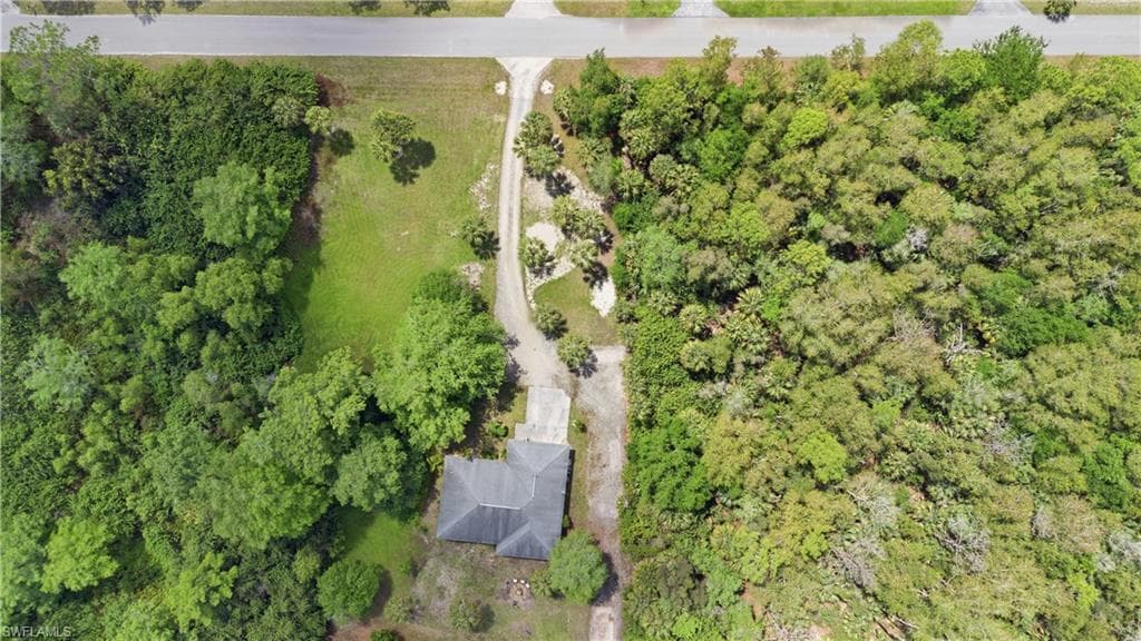 5681 Bur Oaks LN NAPLES, FL 34119