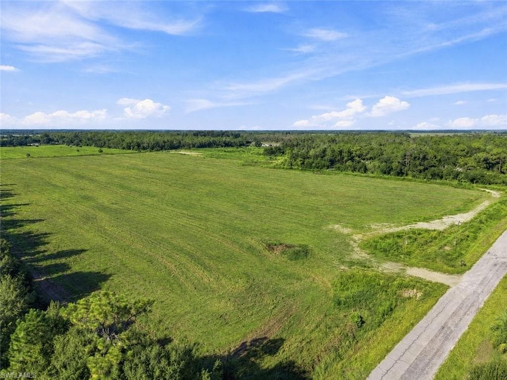 675 603 F RD LABELLE, FL 33935