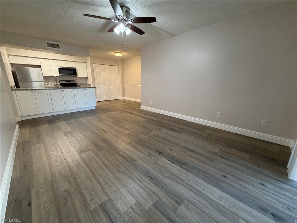 5307 Summerlin RD 706 FORT MYERS, FL 33919