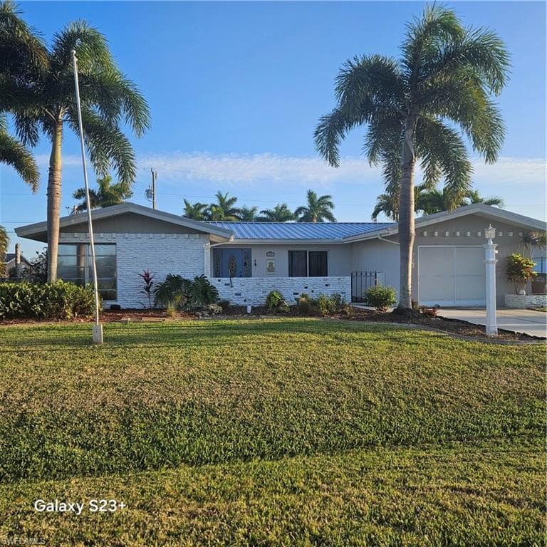 234 SE 44th ST CAPE CORAL, FL 33904