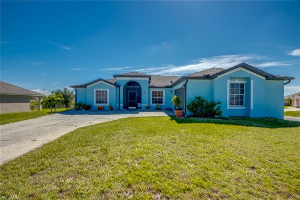 2613 SW 7th PL CAPE CORAL, FL 33914