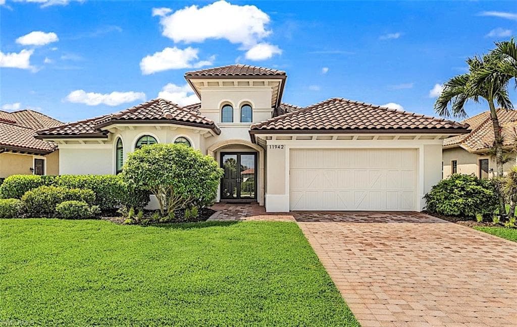11942 Heather Woods CT NAPLES, FL 34120