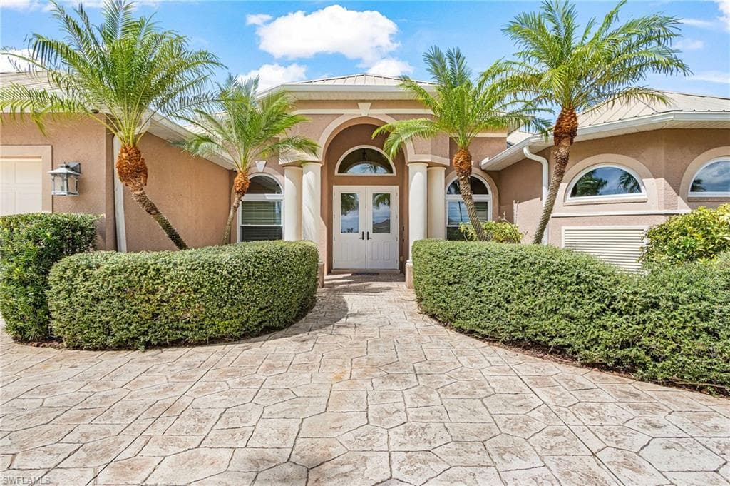 9419 Treasure Lake CT ST. JAMES CITY, FL 33956