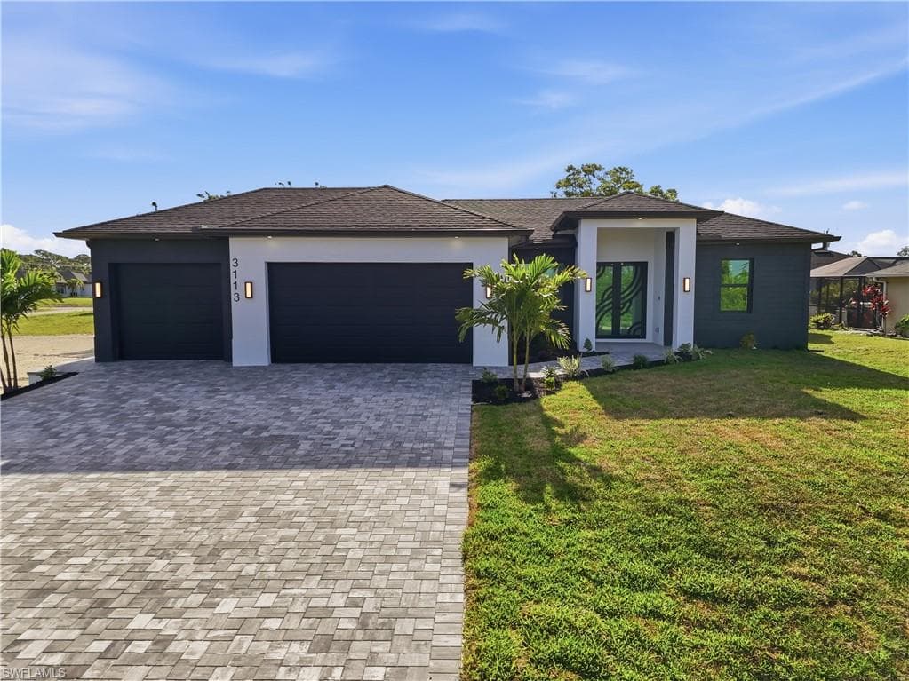 3113 NE Juanita PL CAPE CORAL, FL 33909