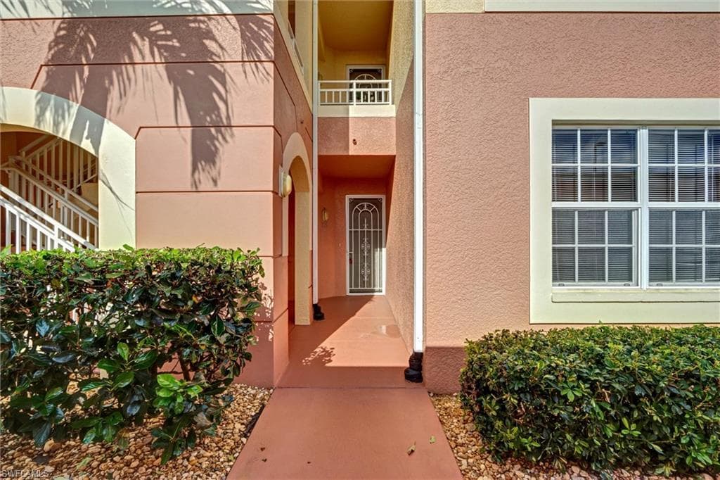 1133 Van Loon Commons CIR 105 CAPE CORAL, FL 33909