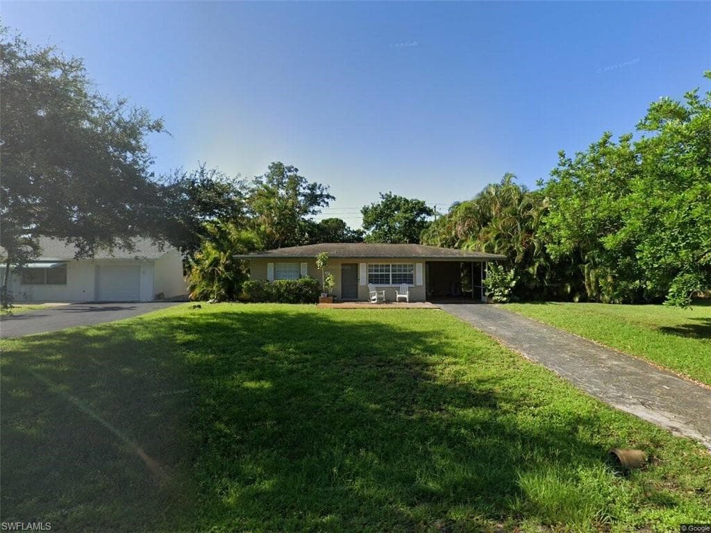 1264 Hilltop DR NAPLES, FL 34103